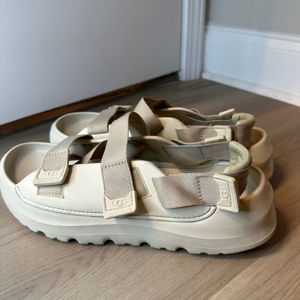 UGG Stratus Platform Strappy Water Sandals 1153078 Beige Men's Size‎ 12